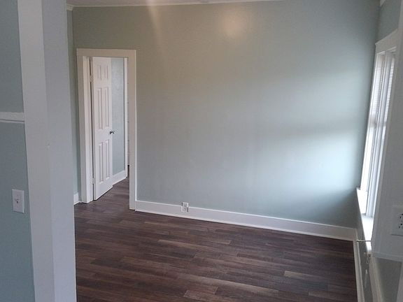 4th image of 408 Huron St #E