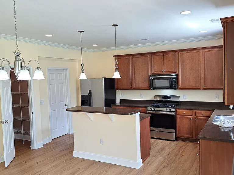 609 Knowledge Dr — Photo 11