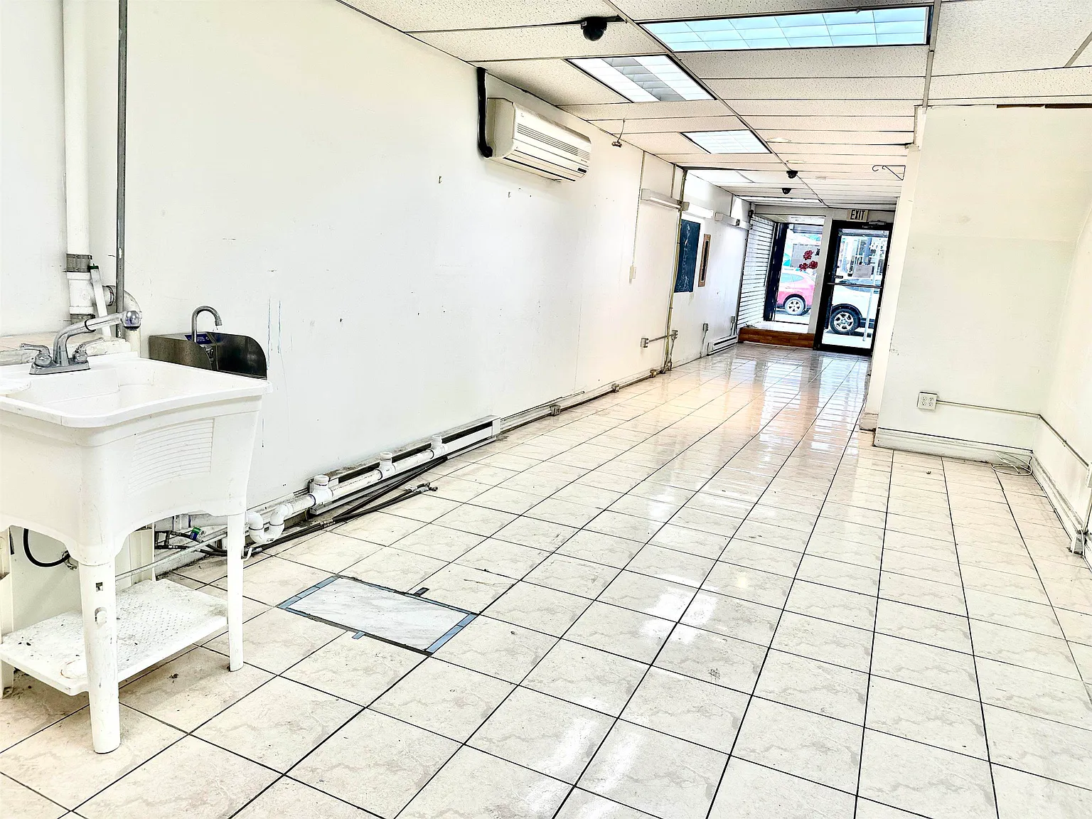 Studio, $3,495 — Photo 4