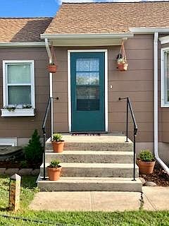 3rd image of 335 North Ave E