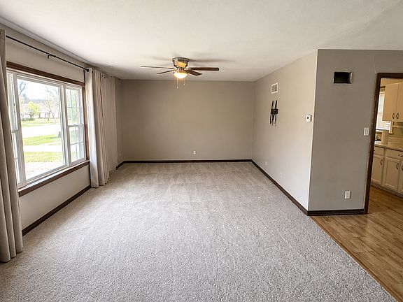 3rd image of 5908 E Avalon Rd