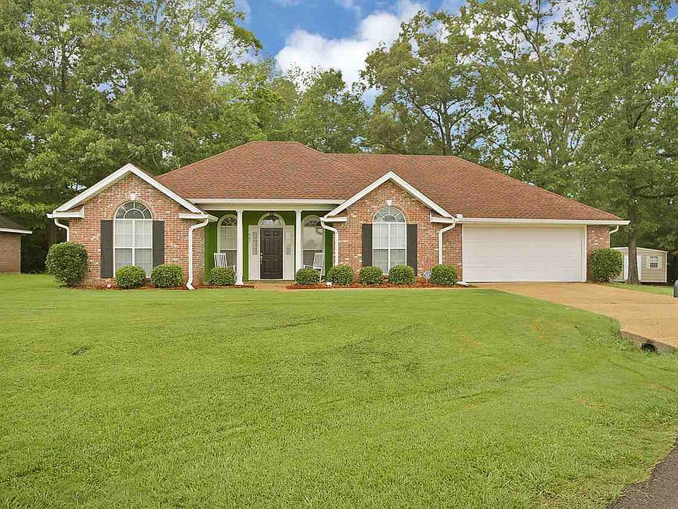 1st image of 462 Hillandale Dr