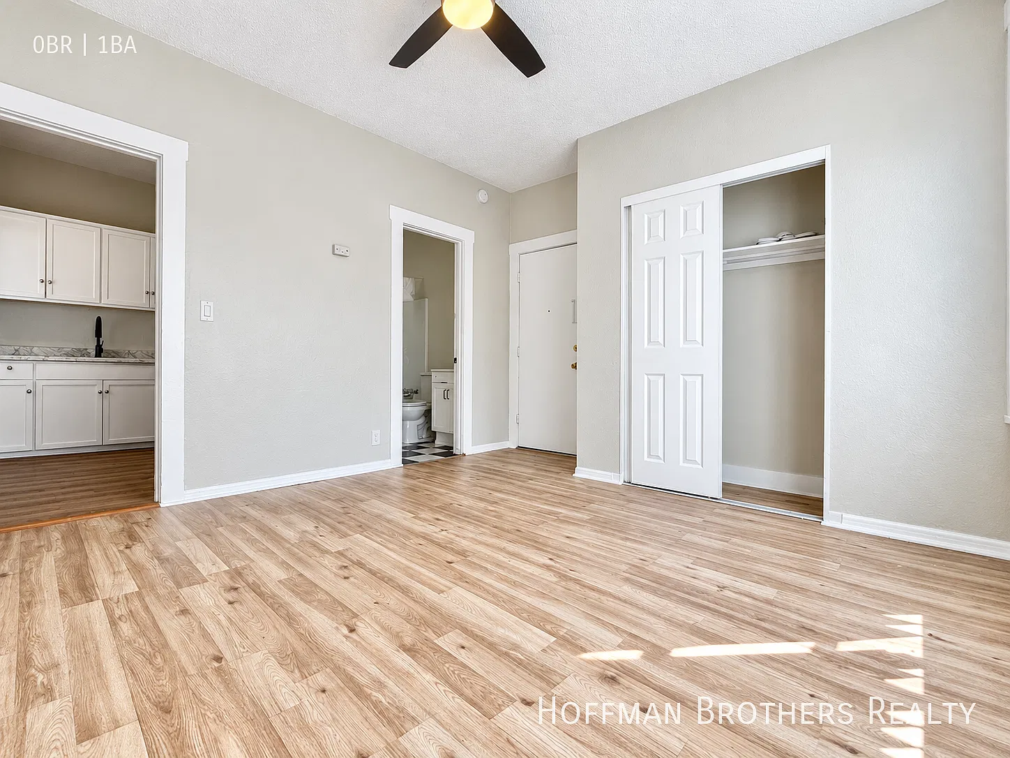 *1 Month Free*Updated Studio in City West with Updated Kitchen & All Utilities Included — Photo 4