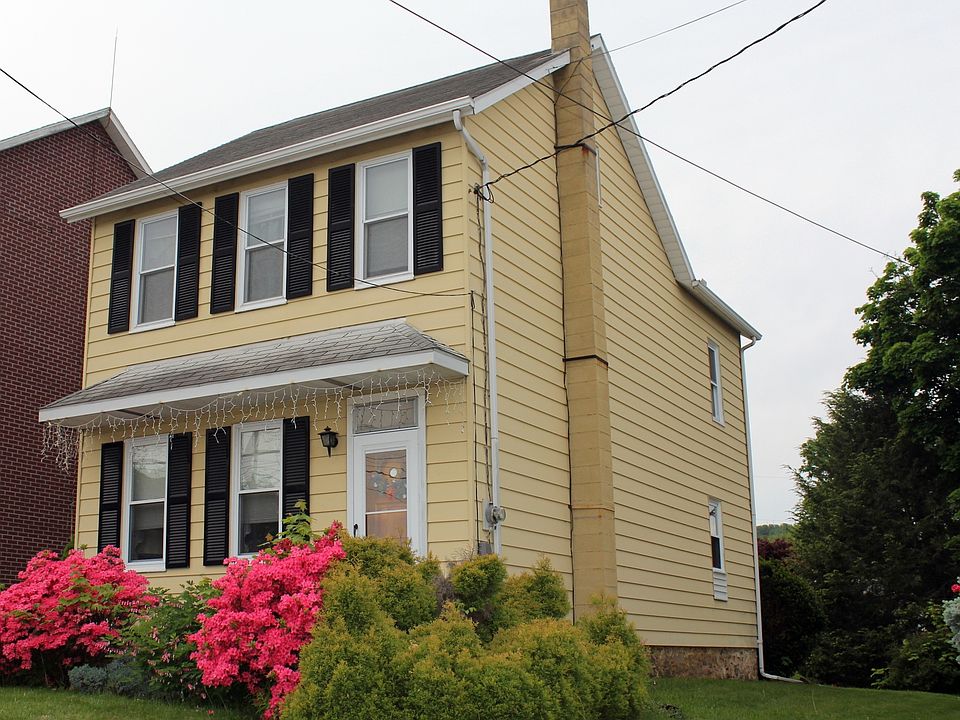 2nd image of 632 E Main St