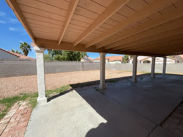 3927 Broken Oak Ln — Photo 17