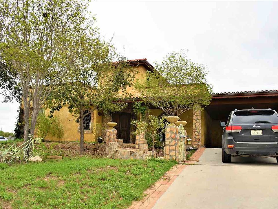 1st image of 2126 Lakeshore Dr