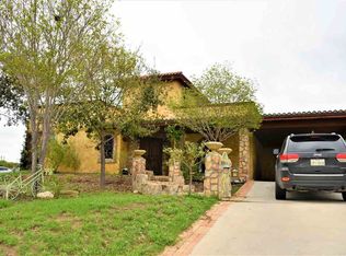 2126 Lakeshore Dr, Zapata, TX 78076