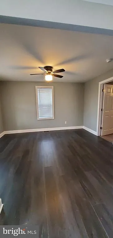 4 bed, 2.0 bath, 2040 sqft, $2,300 — Photo 3