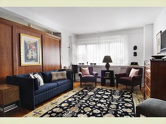 Sold by Stribling | media 19