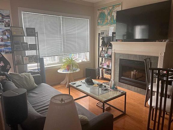 4th image of 333 S Riverfront Ave SE #319