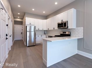 1714 N Spaulding Ave #KB2RAR9F7, Chicago, IL 60647