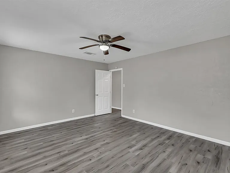 29806 Lazy Ln — Photo 10