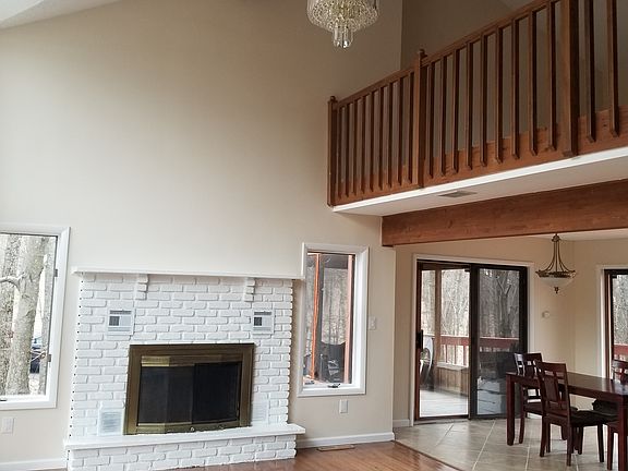 1st floor with fireplace