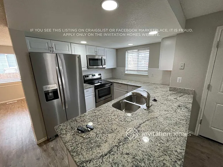 12274 Glencoe St — Photo 9