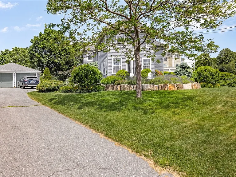 308 Ocean Ave #308 — Photo 2