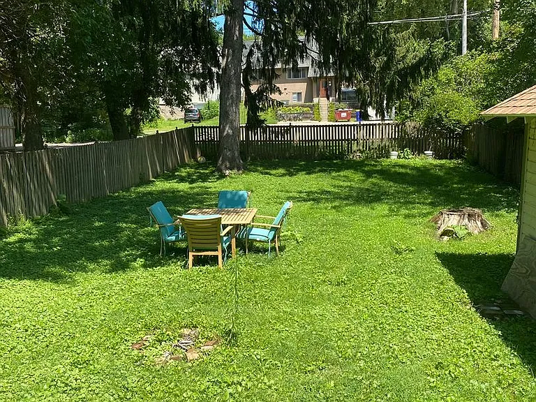 520 Church St — Photo 27