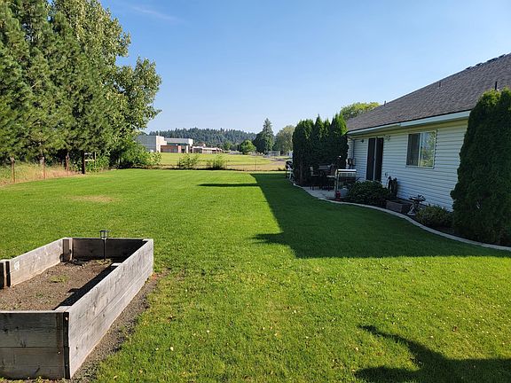4th image of 17324 E Alki Ave