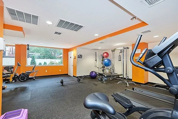 Rented by Brick&Mortar | media 21