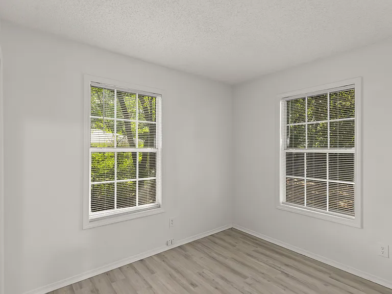 334 Calhoun Ave — Photo 60