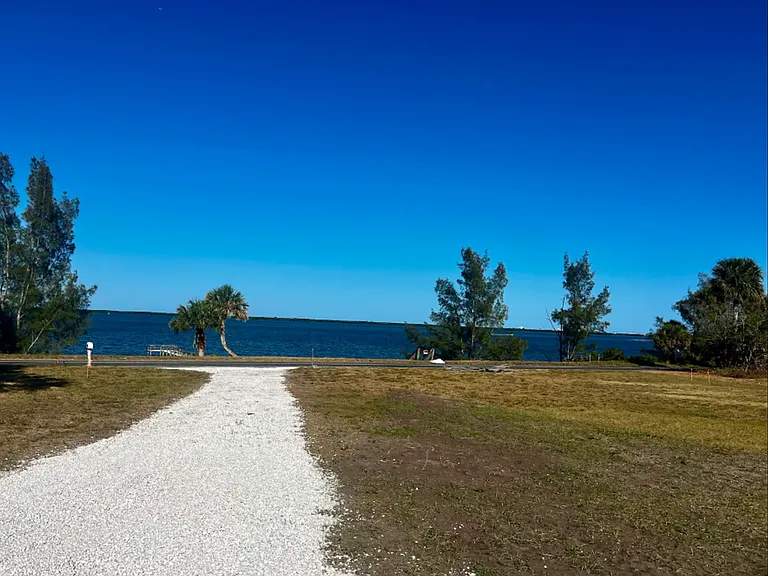 6303 S Indian River Dr — Photo 10