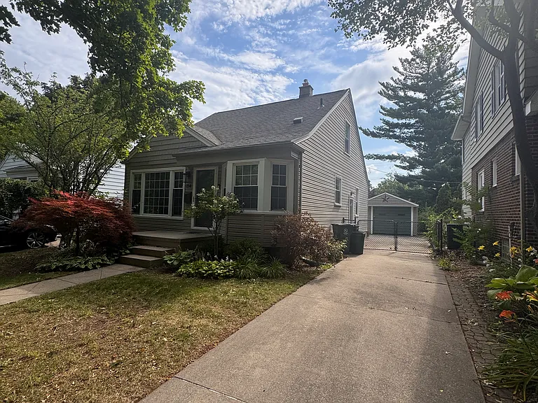 214 N Connecticut Ave — Photo 39