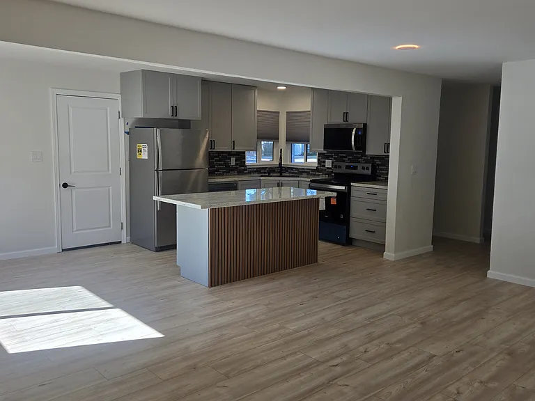1531 Jacob Ave — Photo 13