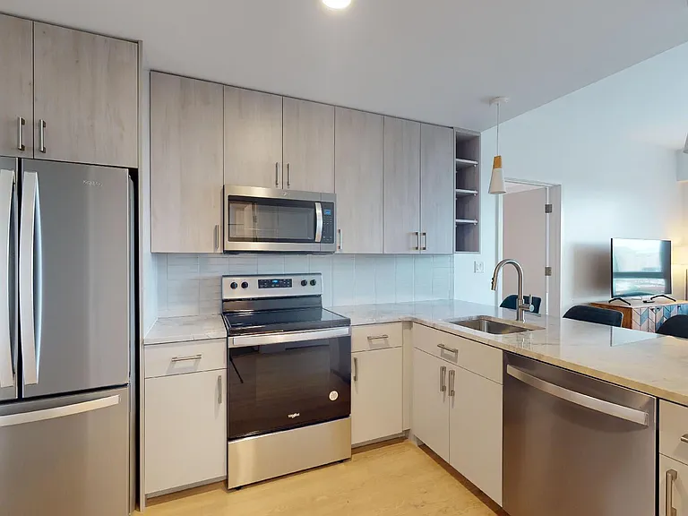 55 BRIGHTON AT PACKARD CROSSING — Photo 17