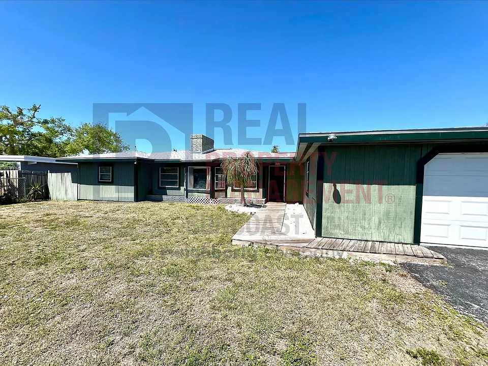 563 Parkview Dr