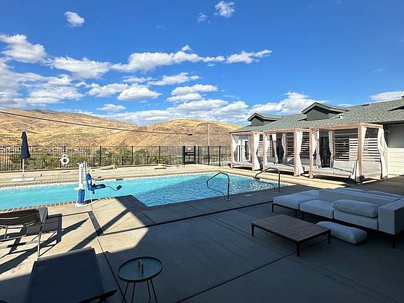 2nd image of 375 Cabela Dr #7102