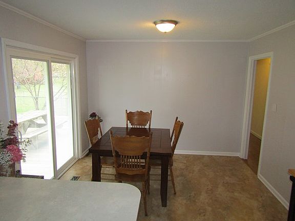 5th image of 601 Princeton Dr