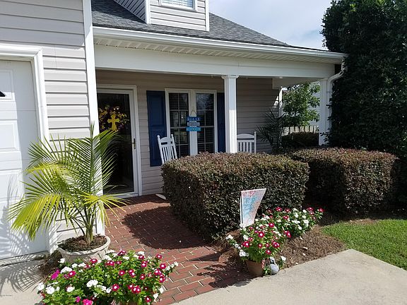 3rd image of 128 Emily Drive #B