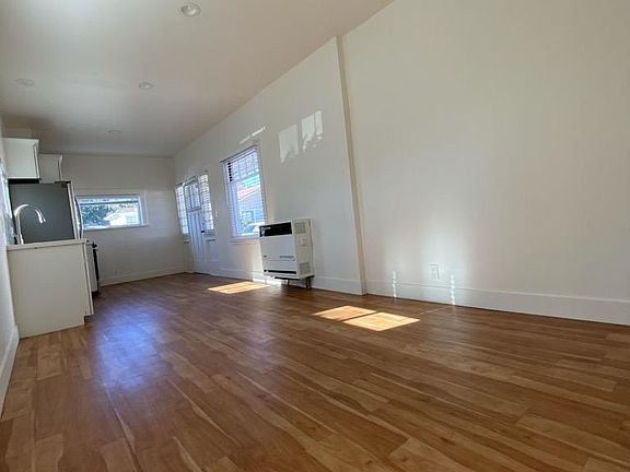 4th image of 1416 Garden St APT D