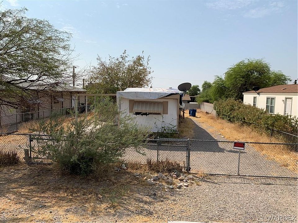 1st image of 1078 Riverview Dr