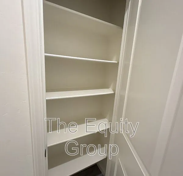 735 S Pinkham #105 — Photo 6