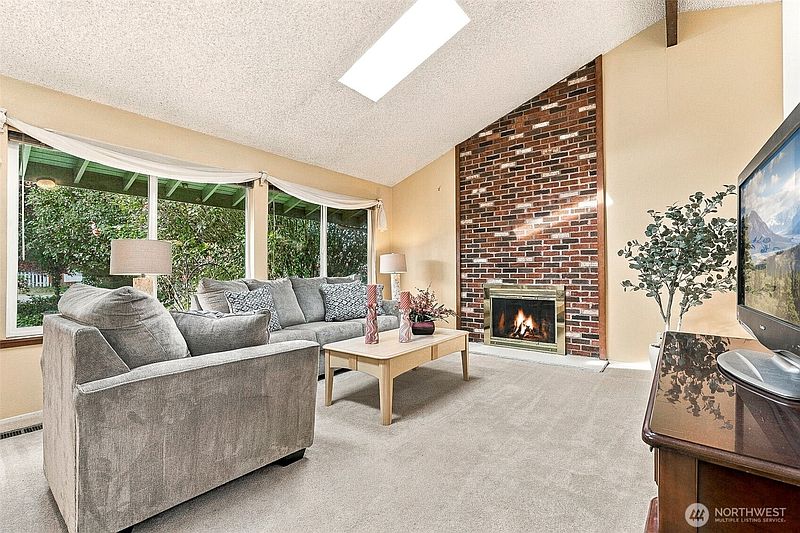 2nd image of 17324 40th Avenue S