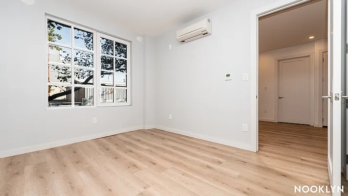 Rented by Nooklyn NYC LLC | media 9