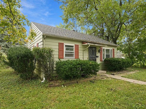2nd image of 3805 Avondale Dr