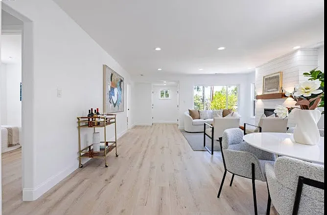 2221 Jefferson Ave — Photo 8