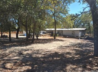 321 Lost Trail Cir, La Vernia, TX 78121