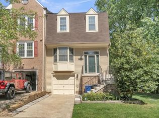 7213 Squirrel Run Ct, Springfield, VA 22152