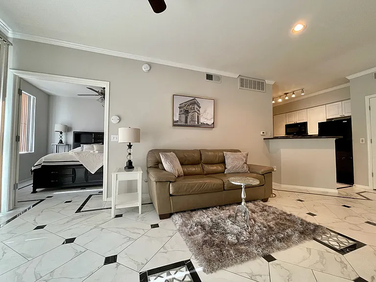 1701 E Colter St — Photo 36