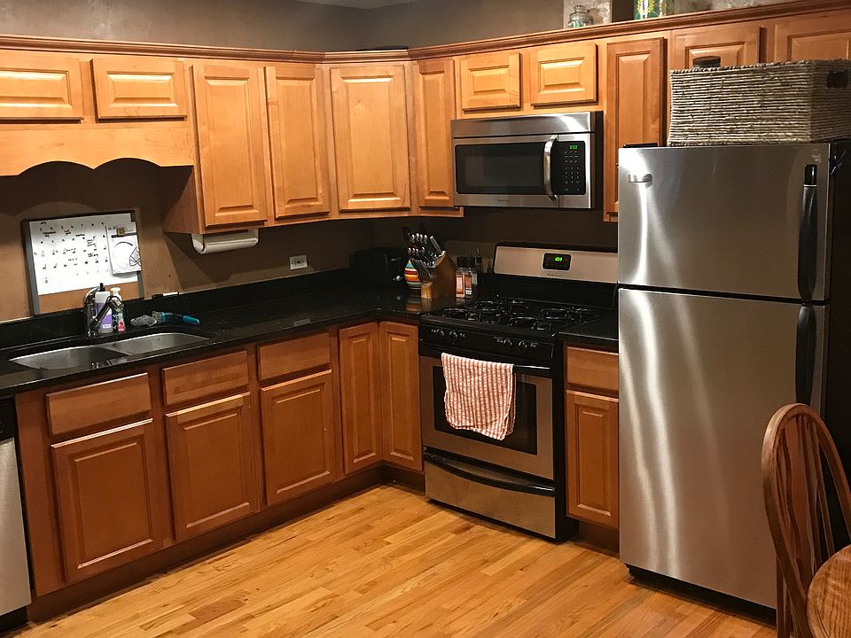 1st image of 7100 Laverne Ln APT 5