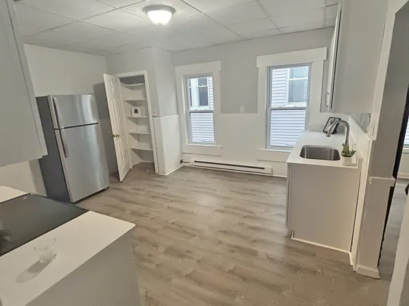 5 Mount Pleasant St #3, Worcester, MA 01610