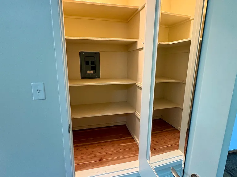 2nd storage closet in bedroom