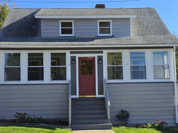 5 Cutting Ave, Worcester, MA 01606