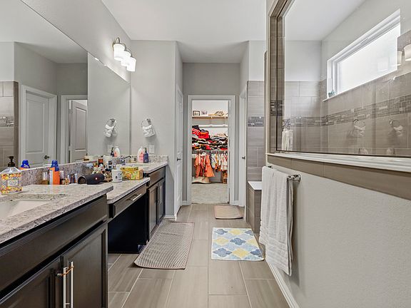 4th image of 11560 Meadow Hill Way