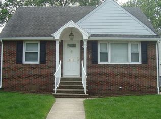 362 Falmouth Ave, Elmwood Park, NJ 07407