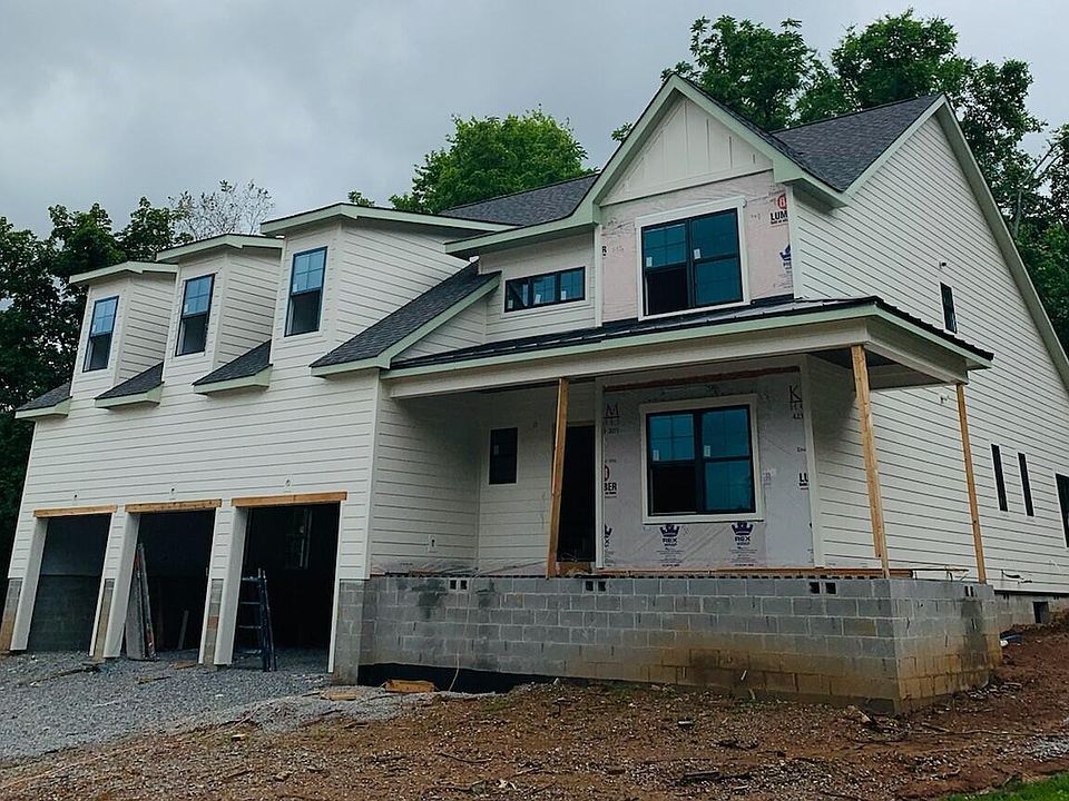 2nd image of 9781 Trestle Cir Lot 28
