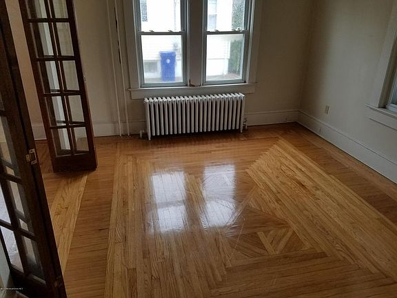 5th image of 49 Dayton Ave