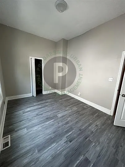3204 West 73rd Street - Downstairs — Photo 23